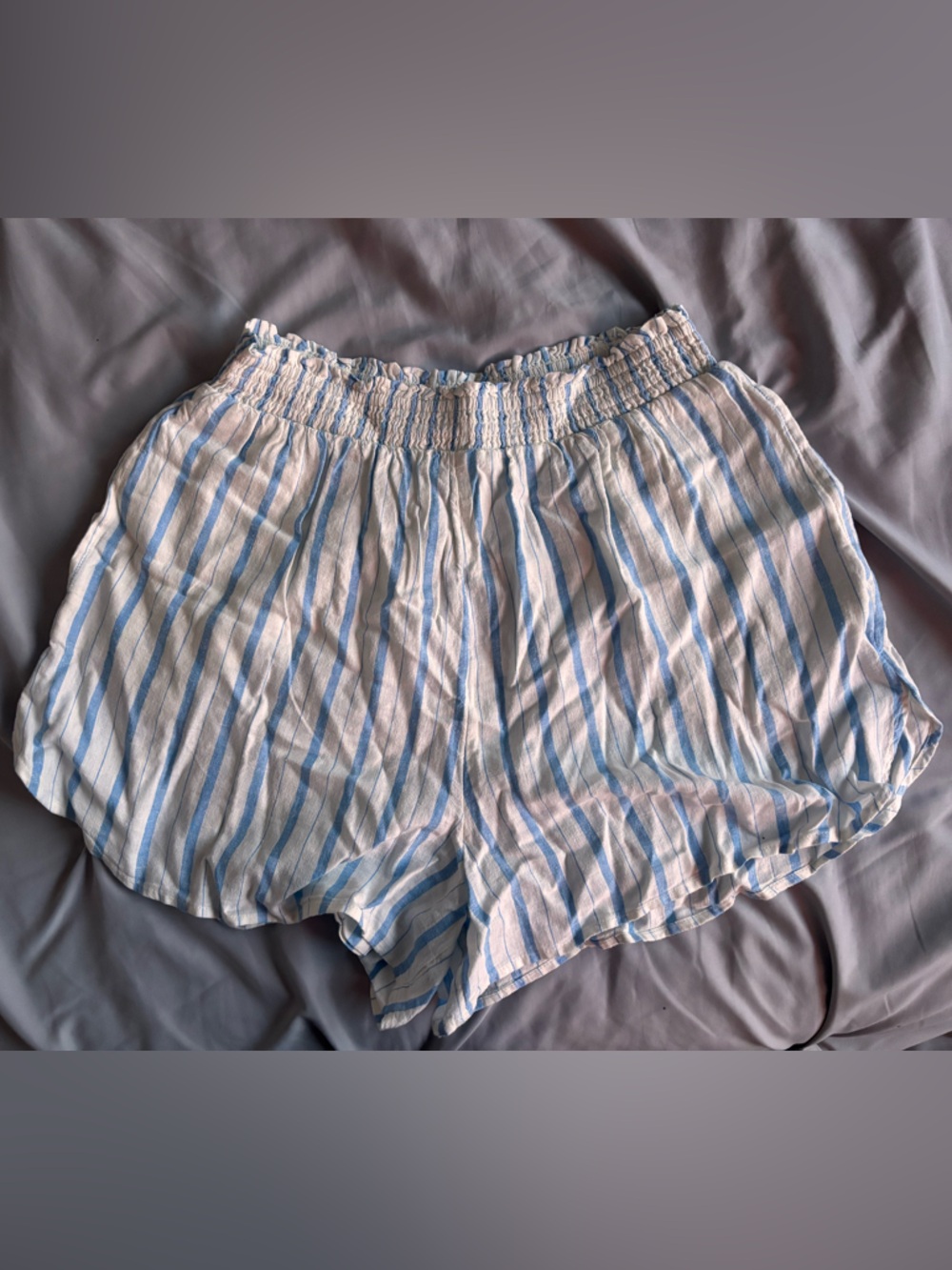 Aerie Blue & White Striped Elastic Waist Shorts Size Medium New With Tags